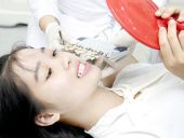 Nha Khoa Phú Nhuận Bọc Răng Sứ Chất Lượng